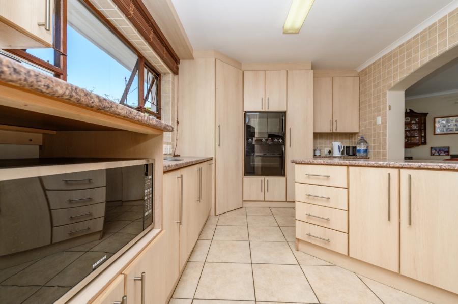 4 Bedroom Property for Sale in Brymore Eastern Cape